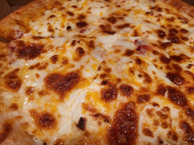 (10) 3 Cheese Pizza